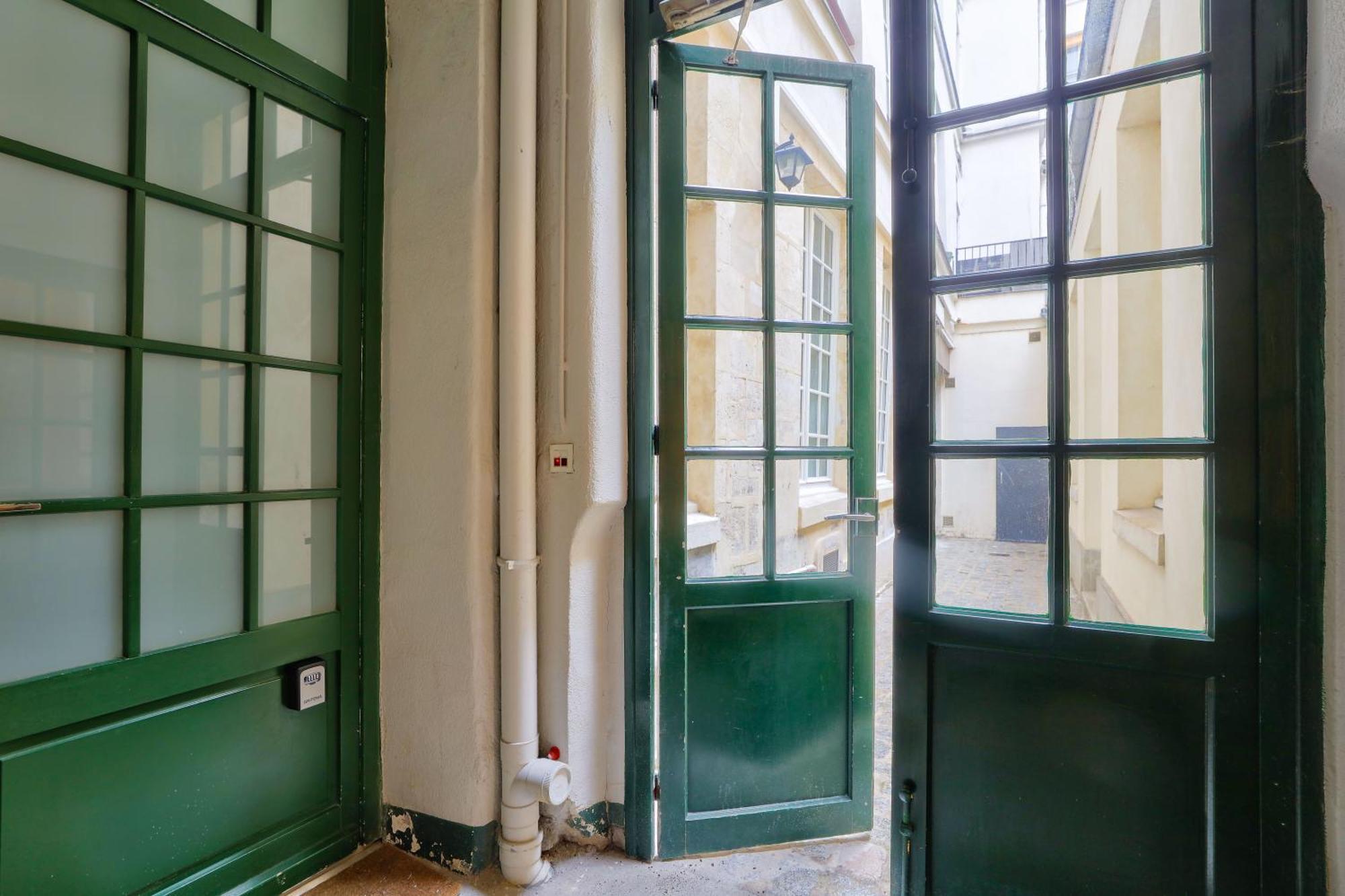 New & Design Studios In The Heart Of Le Marais Paris Exterior foto